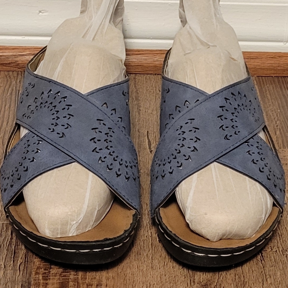 Soft Comfort Memory Foam Heather Blue Comfy & Elegant Stylish Sandal. Sz: 8 - Picture 2 of 8